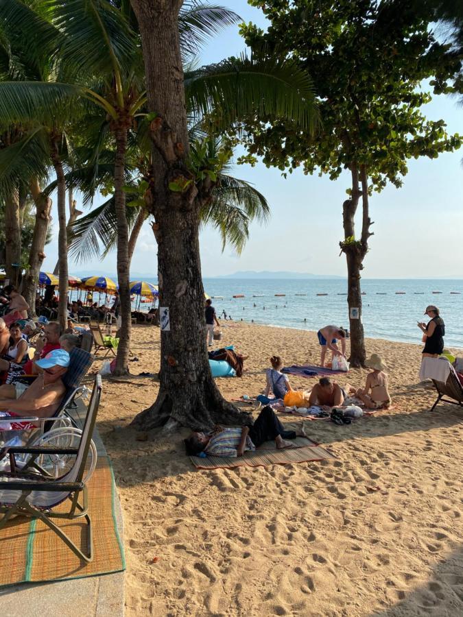 Jomtien Beach Hostel & Guesthouse Экстерьер фото